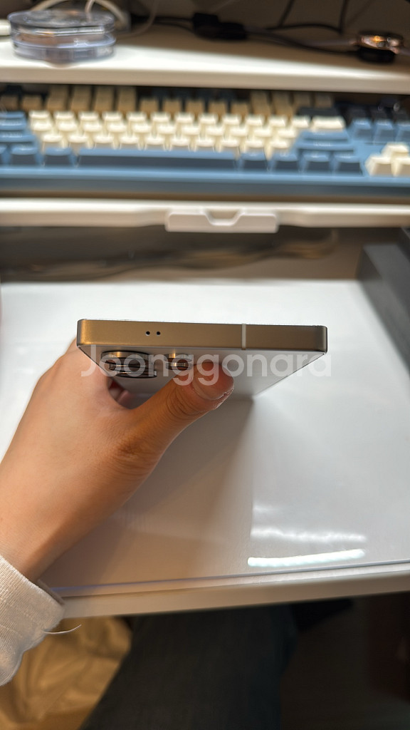 갤럭시 S25 256GB 티타늄 화이트실버--8