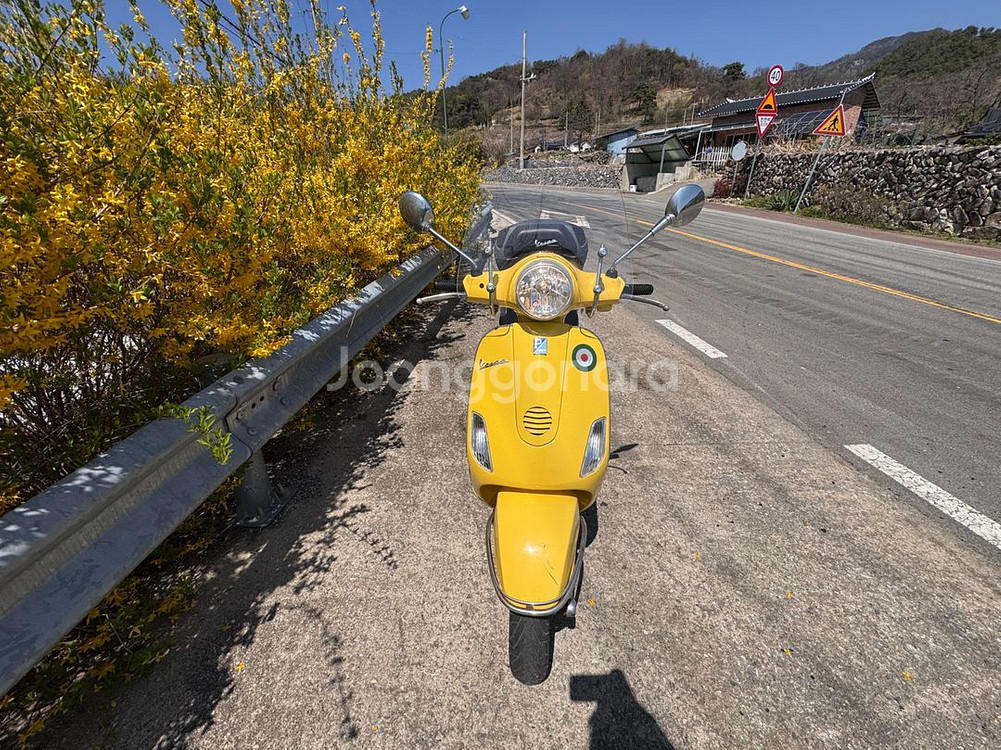 베스파 lx125 옐로우--3