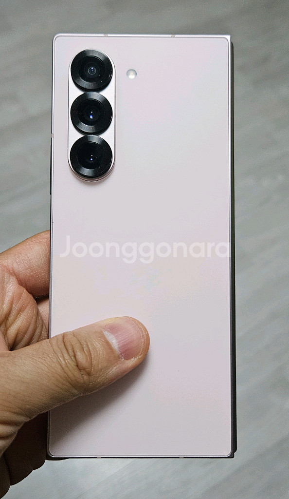 갤럭시 Z폴드6 핑크 256GB 싸게 팝니다.--2