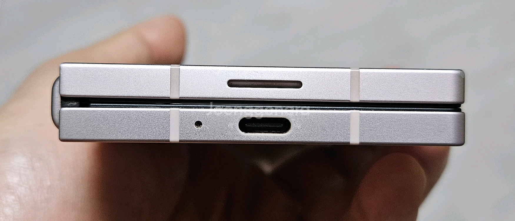 갤럭시 Z폴드6 핑크 256GB 싸게 팝니다.--4