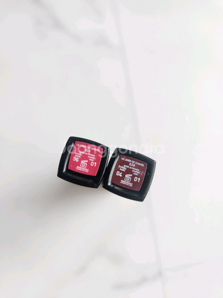 샤넬 르 라이너 드 리퀴드 아이라이너 2개--1