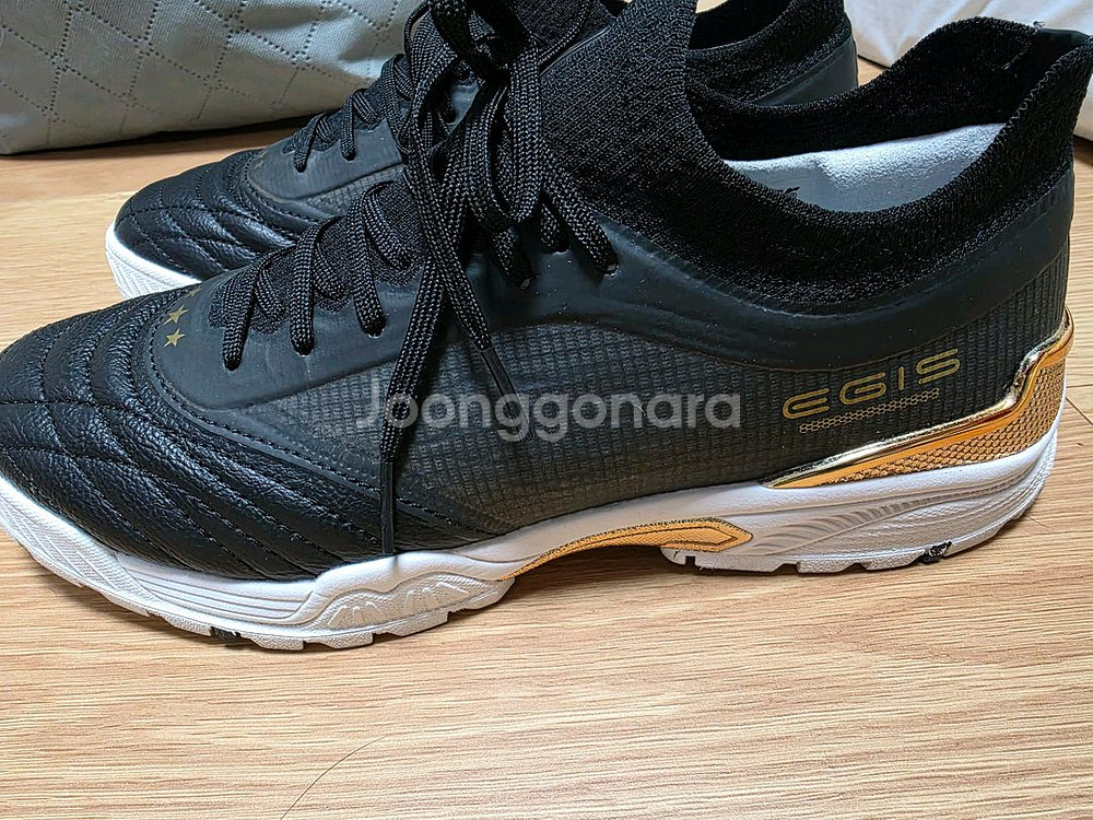 스타 족구화 이지스 팝니다 260--0