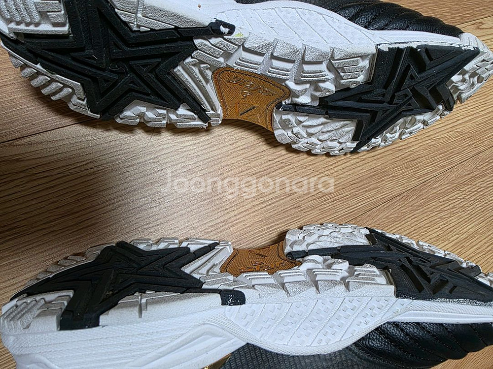 스타 족구화 이지스 팝니다 260--2