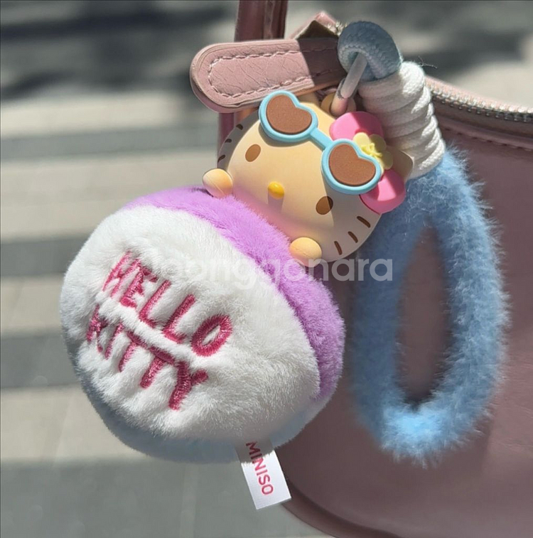 미니소 썸머 태닝 키티 키링 컬러체인지 키티--4