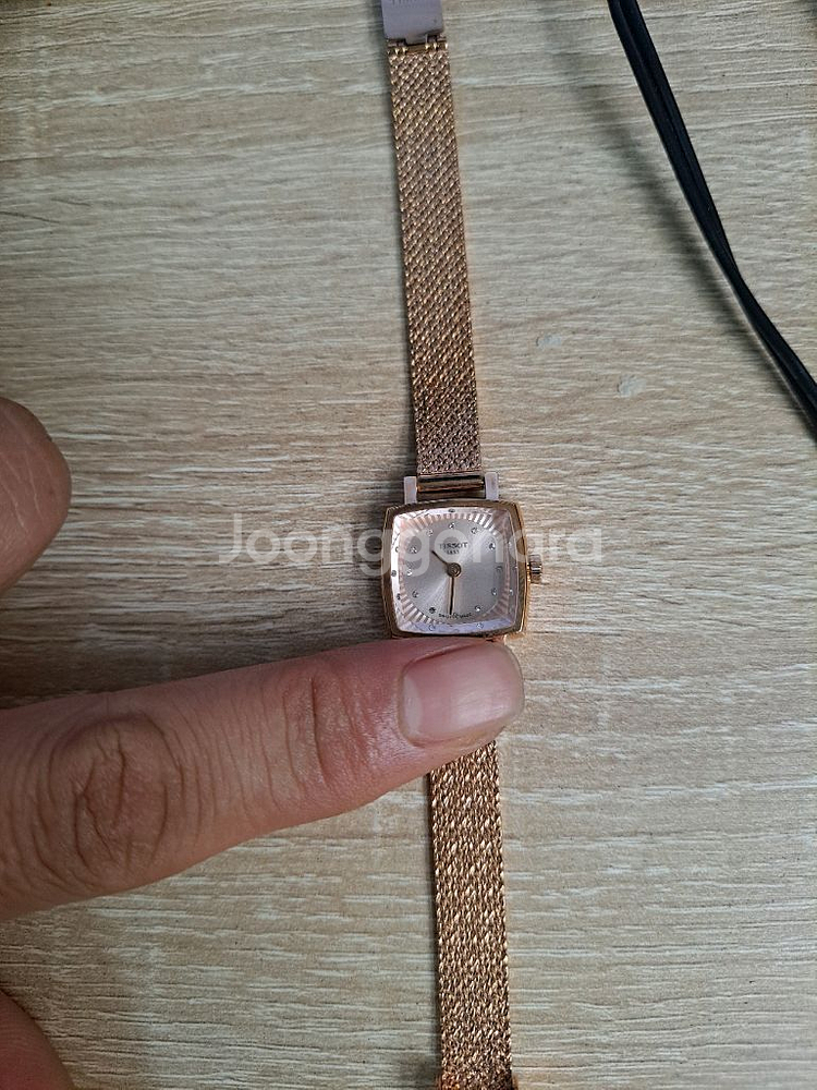 티쏘 러블리 스퀘어 레이디 시계 티쏘 여성시계 t058--7