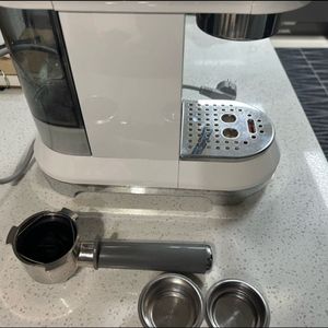 스메그 반자동 커피 머신 화이트