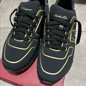 페레가모 스니커즈 8사이즈