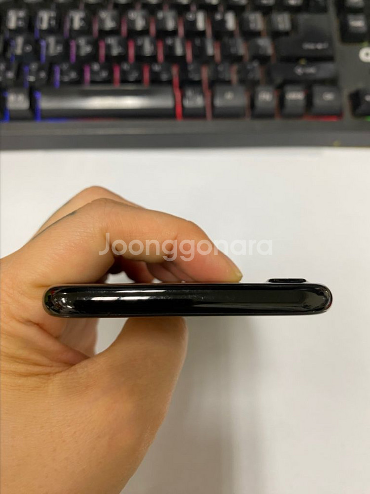 아이폰7 제트블랙 액정SS급 128GB 97%--3