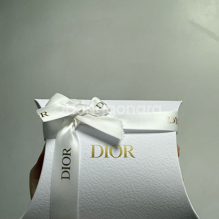 디올 블러쉬 475 로즈 카프리스(무료배송)--0