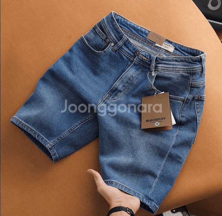 버버리 타이탄 진청 반바지[새상품]해외--2