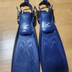 걸 슈퍼뮤xx 다이빙핀 판매합니다