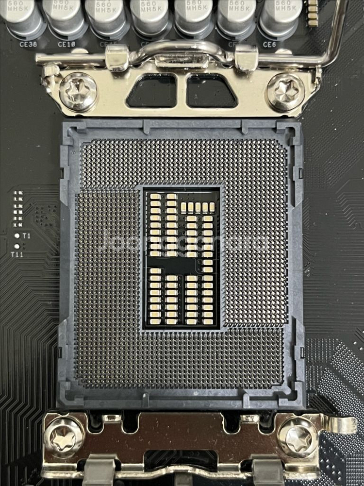 ASRock B660M Phantom Gamimg 4--1
