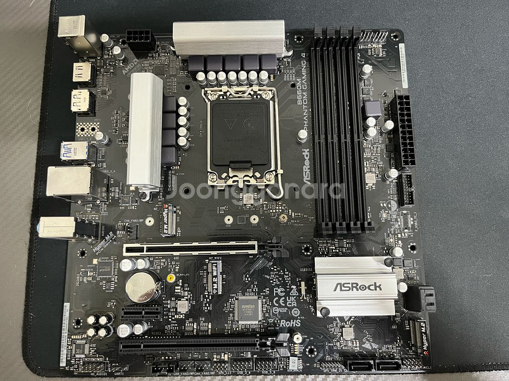 ASRock B660M Phantom Gamimg 4--0