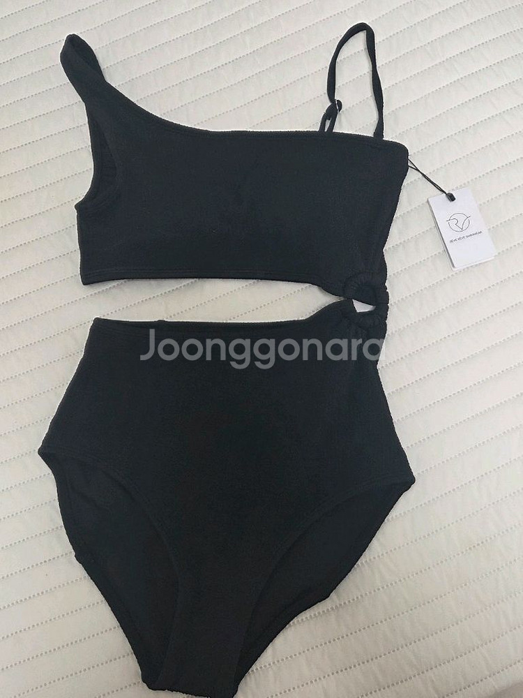 (새상품) 레브레브 블랙 원숄더 모노키니 S--1