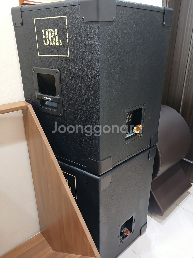 JBL MR 935 1조(2개) 판매합니다.--1