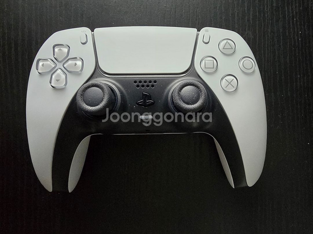 플스5 듀얼센스 풀박스 판매합니다^^ PS5--1