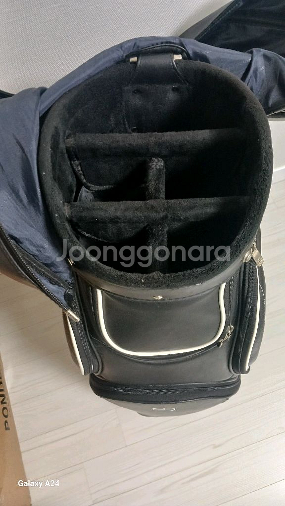 메르세데스 벤츠 블랙앤화이트 가죽 골프백(5구)--5