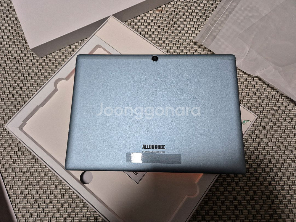 ALLDOCUBE iPlay60 OLED 10인치--2