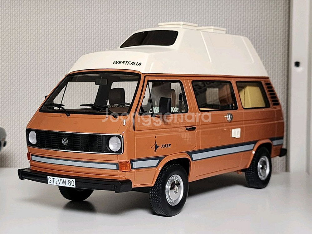 프리미엄클래식 폭스바겐 WESTFALIA 캠핑카 1:1--0