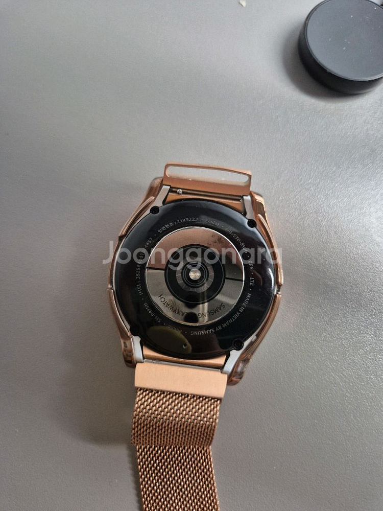 고장난 갤럭시 워치4 44mm wifi--1