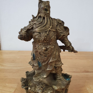 동 장식품 ( 관우 )