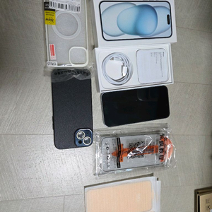 아이폰 15 플러스 128GB 화이트