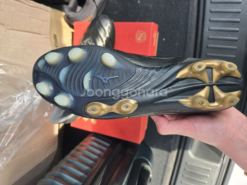 미즈노 레뷸라2 검골 한정판 265--1