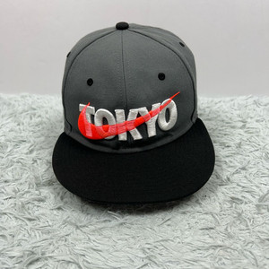 나이키 트루 도쿄 TOKYO 스냅백 그레이/블랙
