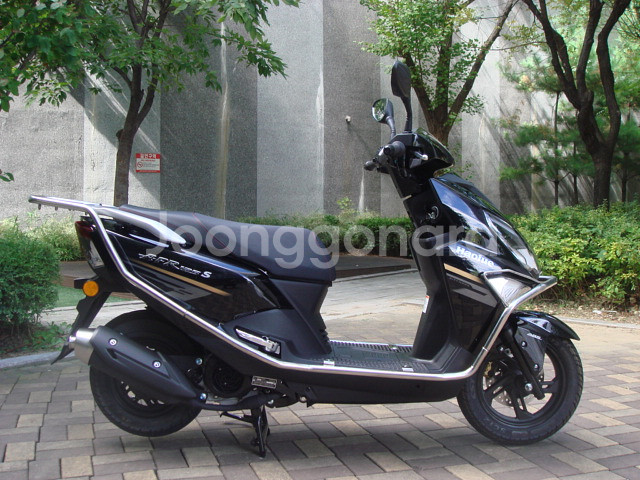 2025년식 하우즈스즈키 AFR 125 S--1