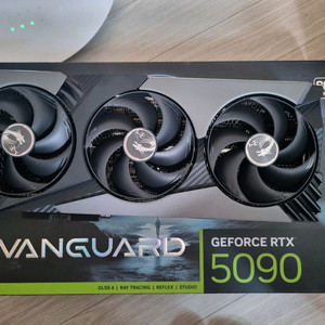 msi rtx 5090 뱅가드 팝니다