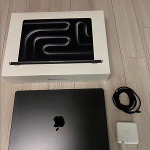 맥북프로 14인치 스페이스블랙 M3 Pro+로지텍 증정