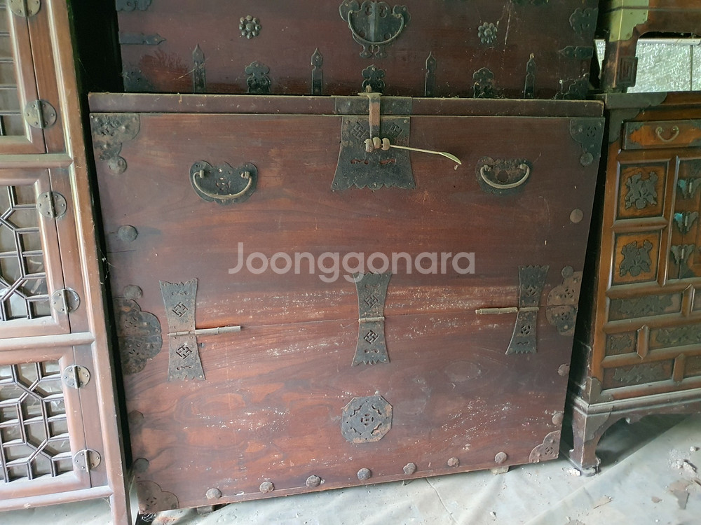창고정리로인한 고가구 일괄 급처분--2