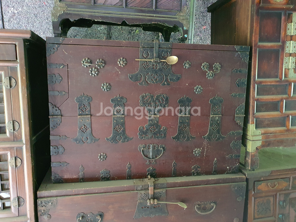 창고정리로인한 고가구 일괄 급처분--1