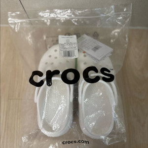 크록스 큐티 크러쉬 클로그 J1