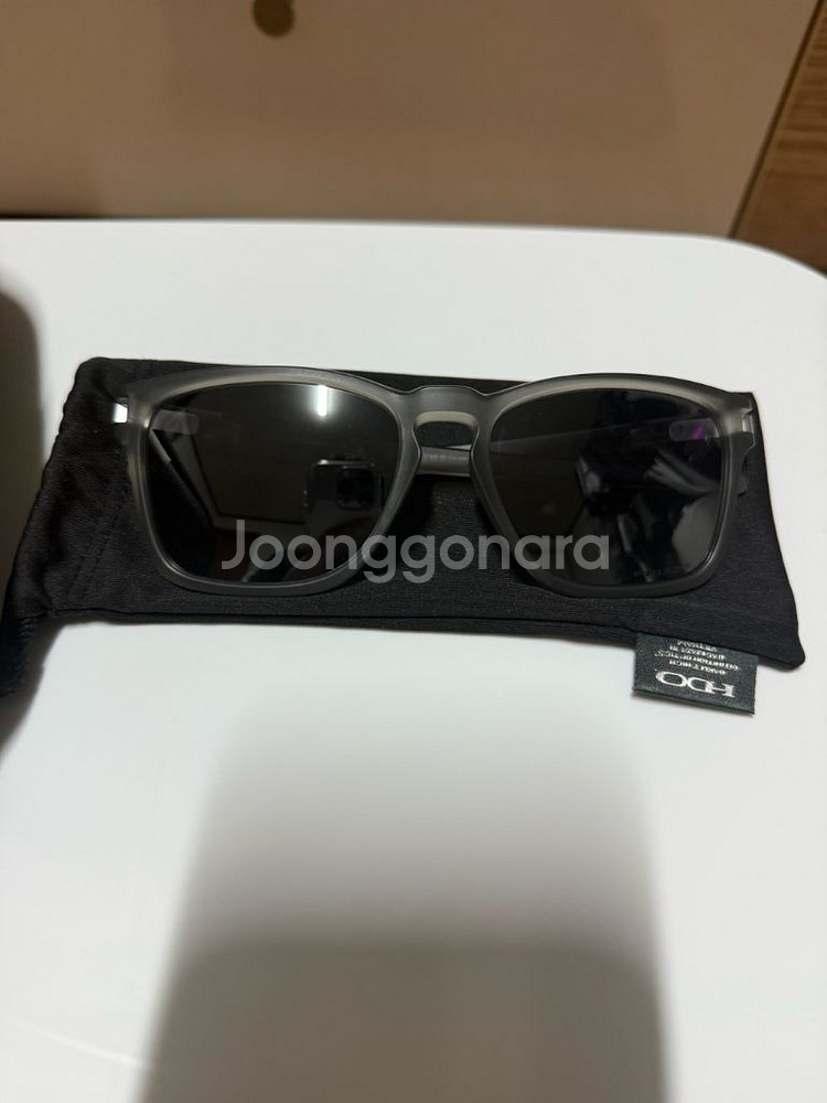 오클리 래치스퀘어 선글라스--0