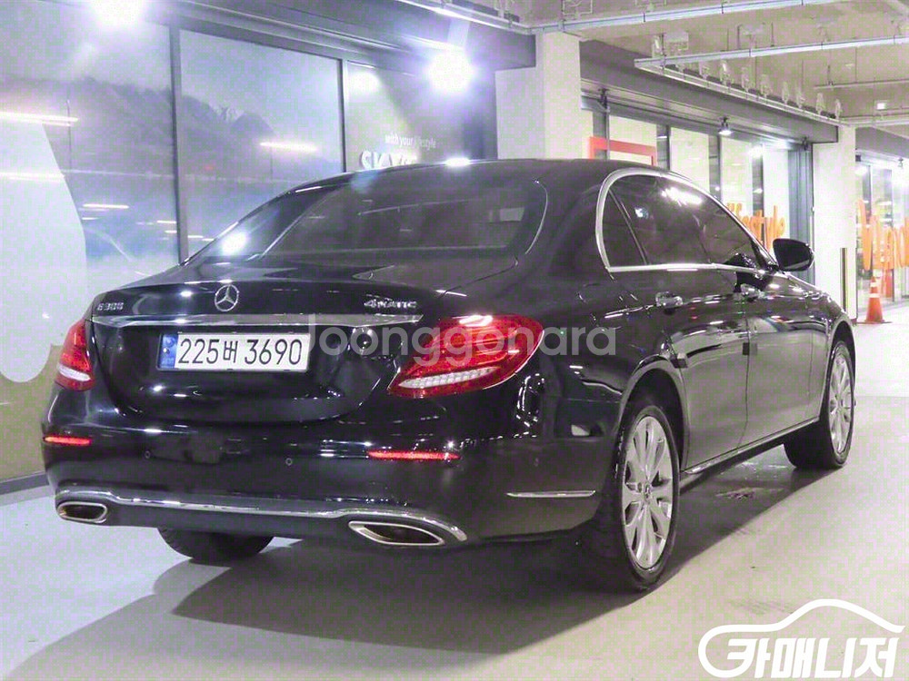 [벤츠]E-클래스 W213 E300 4MATIC 익스클--3