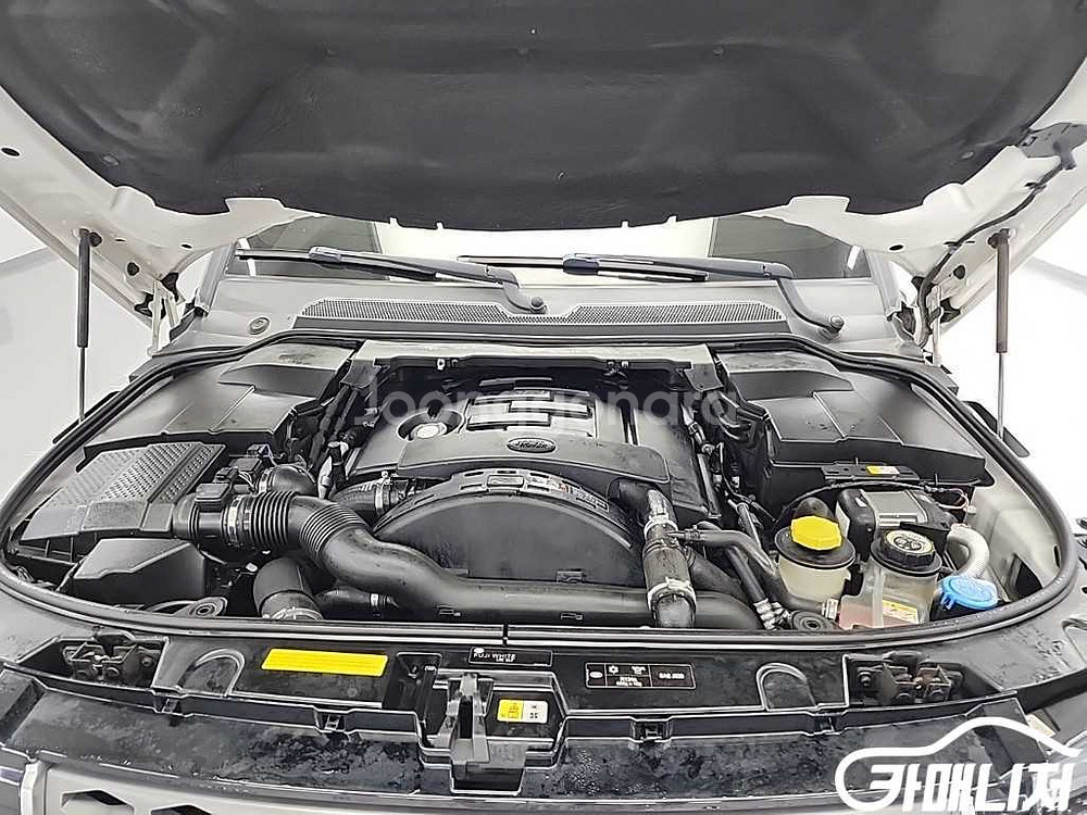 [랜드로버]디스커버리4 3.0 SDV6 SE (7인승)--4