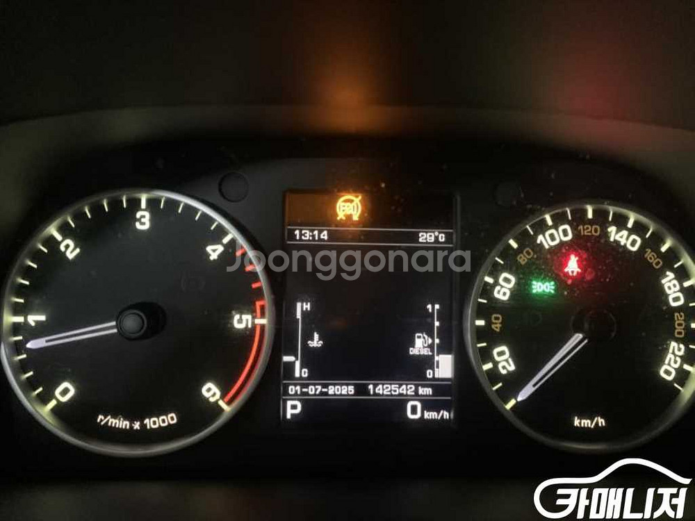 [랜드로버]디스커버리4 3.0 SDV6 SE (7인승)--5