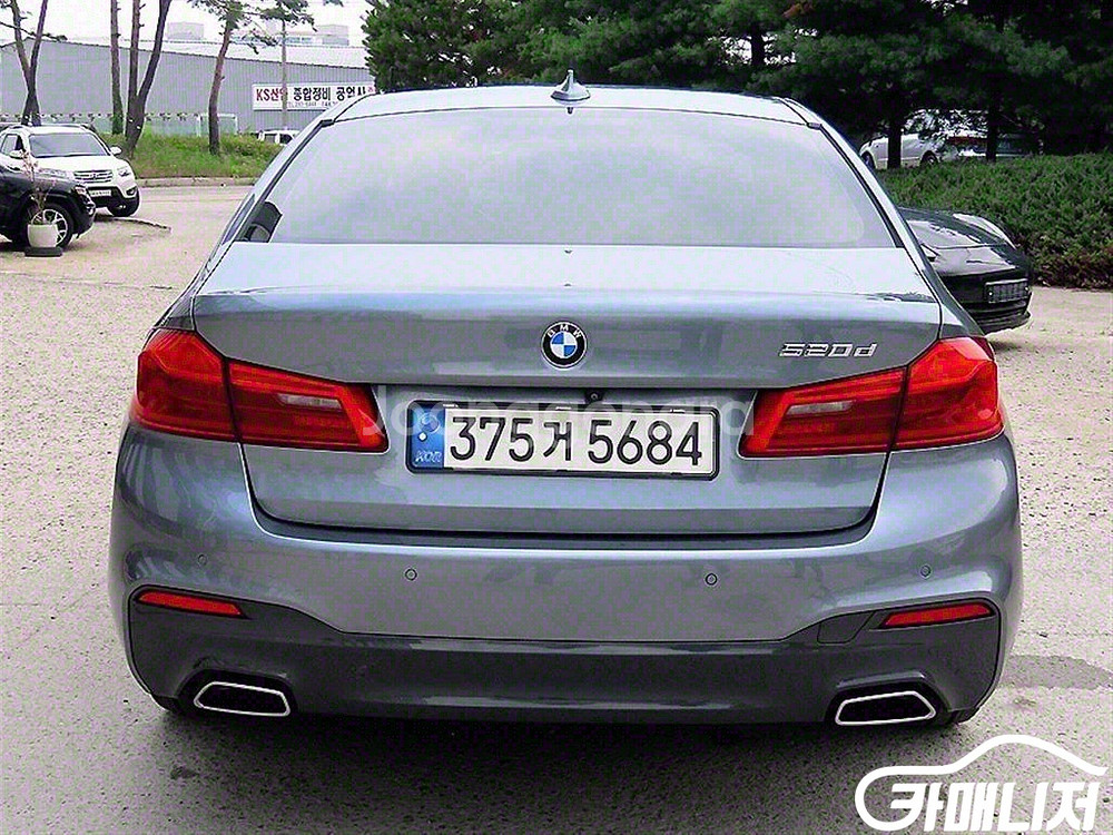 [BMW]5시리즈 (G30) 520d M 스포츠 #앱특--3