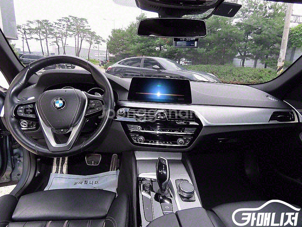 [BMW]5시리즈 (G30) 520d M 스포츠 #앱특--6