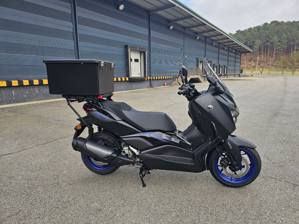 25년식 야마하 XMAX300 배달오토바이 이미지