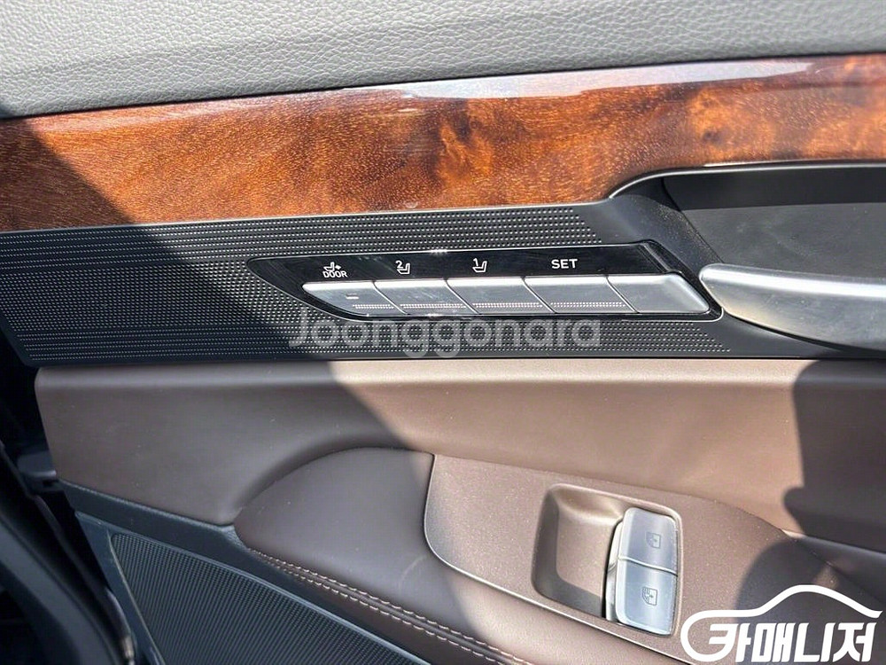 [제네시스]EQ900 3.3 T-GDI AWD 프레스티--9