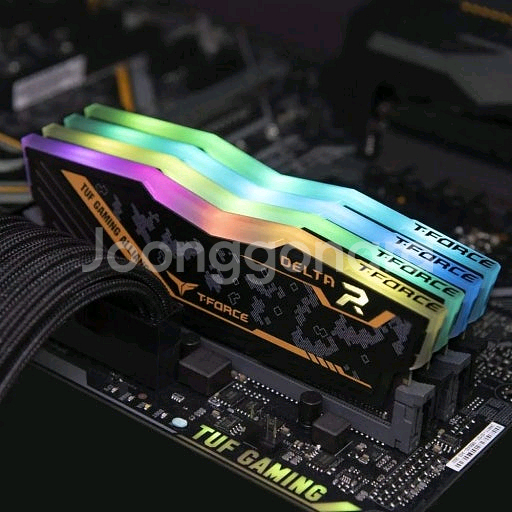 T-Force DDR4 CL15 Delta RGB--0