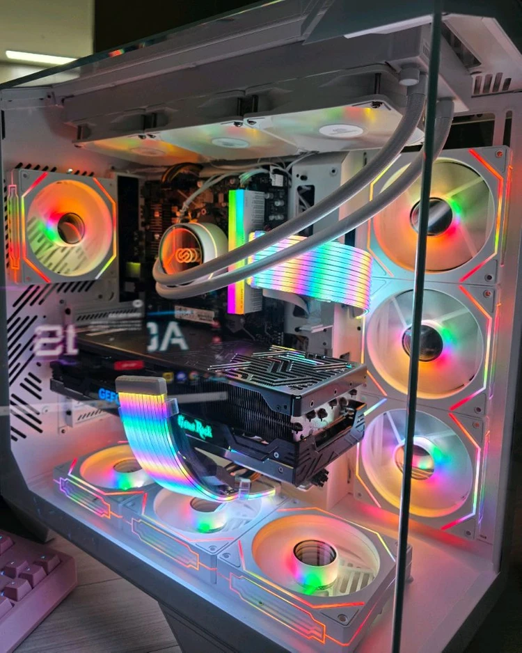 7800X3D 4080 본체 팝니다 이미지