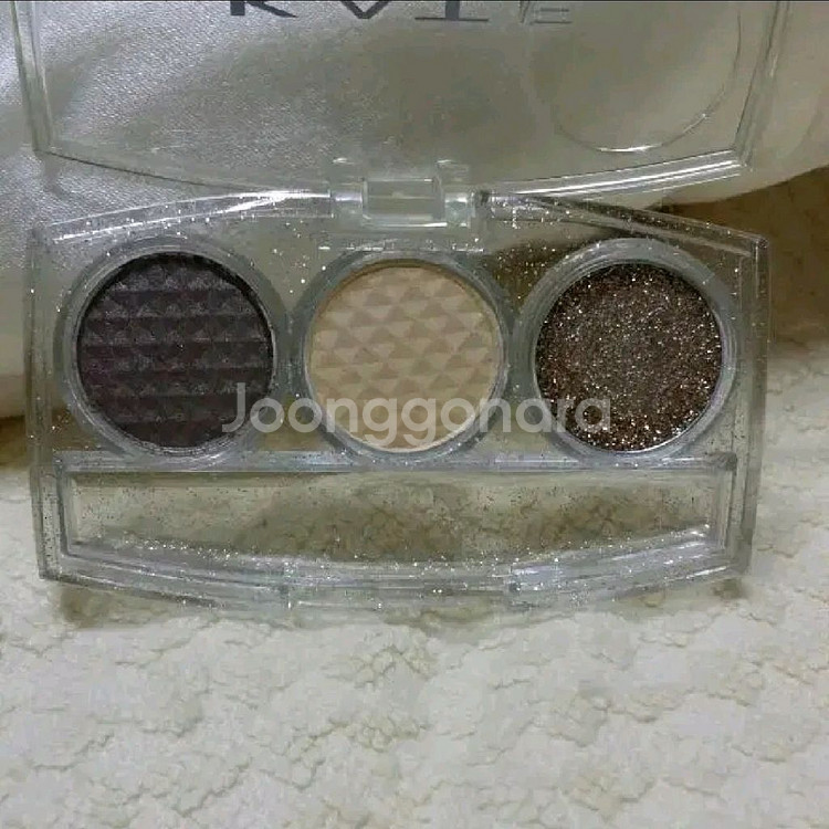 가네보 아이섀도우--0
