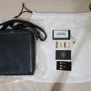 닥스 크로스백 새상품