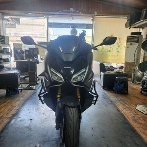 23년식 포르자750