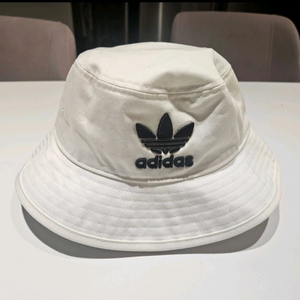 아디다스 버킷햇