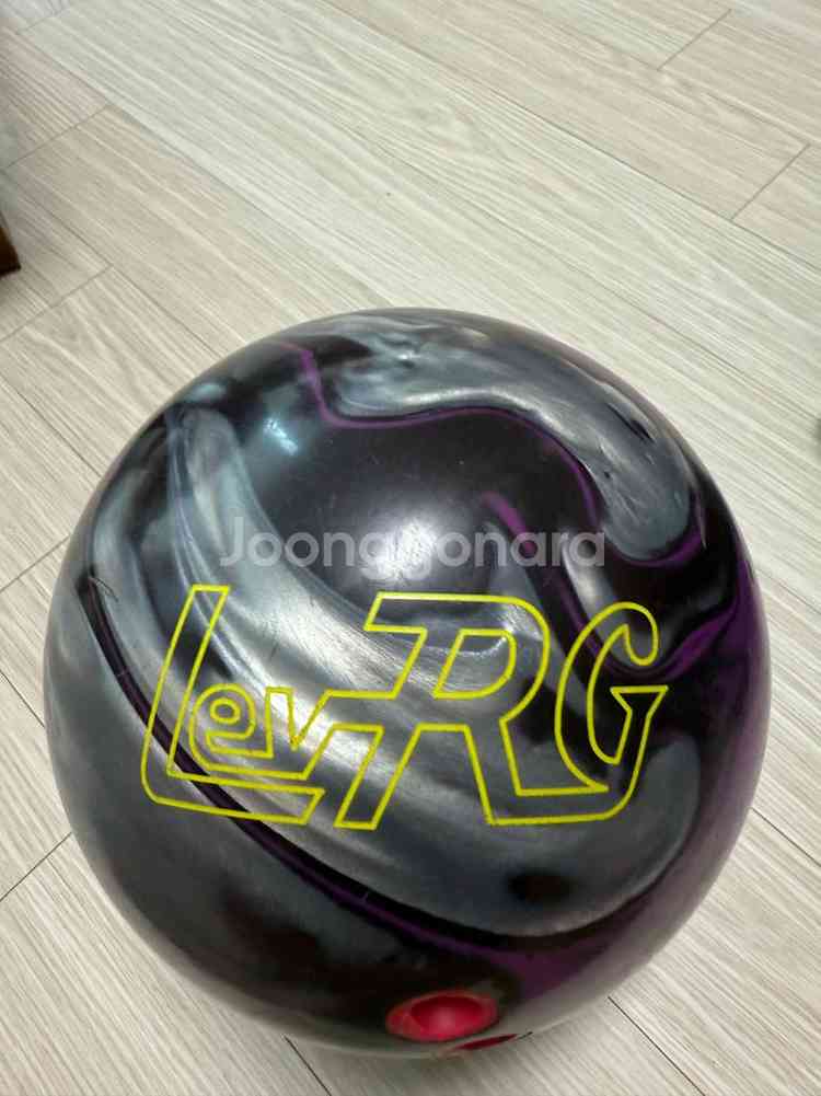 볼링공 판매합니다--2