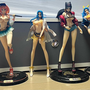 원피스 피규어 여캐 팔아요 32cm 상탈